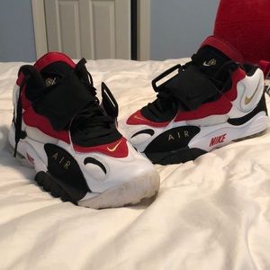 Nike Air Max (Deon Sanders Football edition)